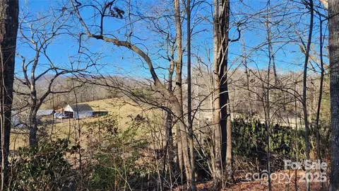 4 Coke Candler Ln, Candler, NC 28715