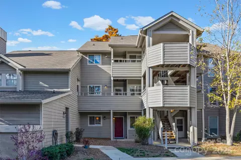 2545 Stockbridge Dr, Charlotte, NC 28210