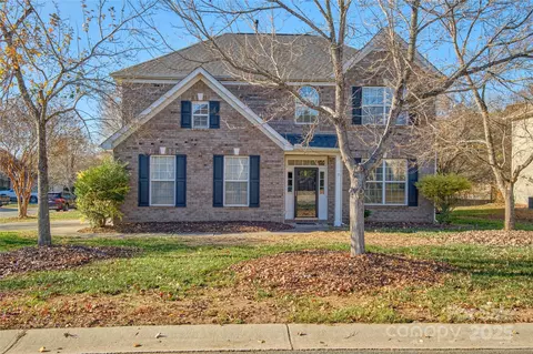 502 Gillcreek Ct, Lake Wylie, SC 29710