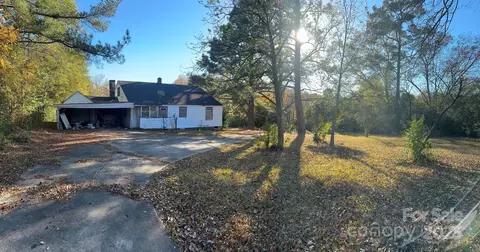 1004 E Arch St, Lancaster, SC 29720