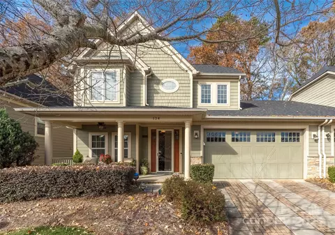 124 Aztec Cir, Mooresville, NC 28117