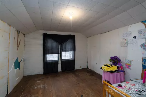 Bedroom - 185 Hunter St, Salisbury, NC 28144 photo 2 of 3