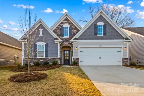 206 White Apple Way, Statesville, NC 28625