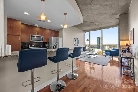 210 N Church 1509 St #1509, Charlotte, NC 28202