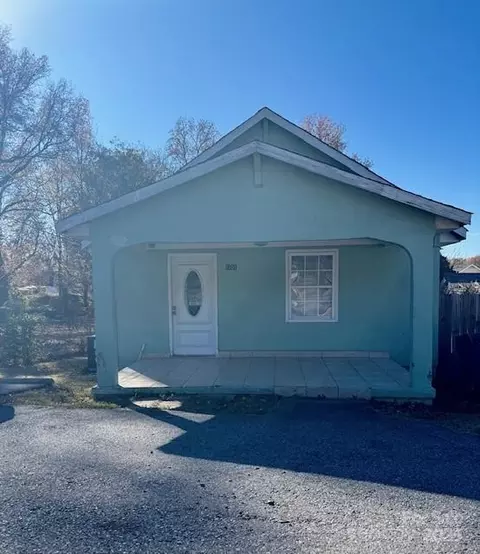 5201 Statesville Rd, Charlotte, NC 28269