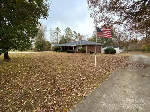 Exterior - 167 E High Rd, Bostic, NC 28018 photo 2 of 9