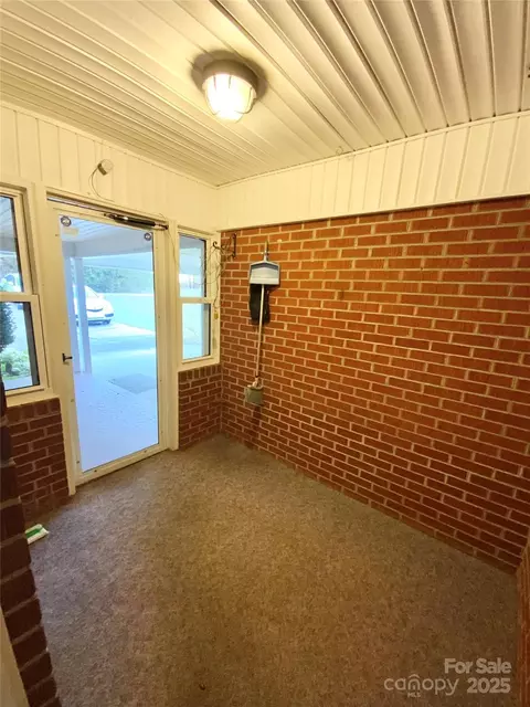 Exterior - 167 E High Rd, Bostic, NC 28018 photo 6 of 9