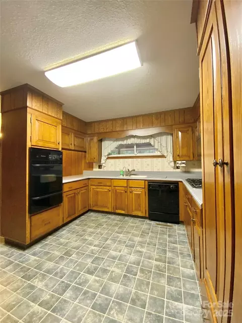 Kitchen - 167 E High Rd, Bostic, NC 28018 photo 1 of 3