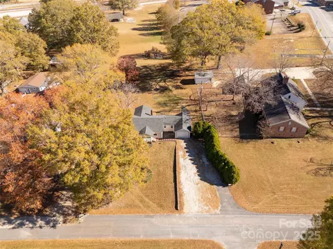 View/Area - 2429 Bartlett St, Lancaster, SC 29720 photo 2 of 6