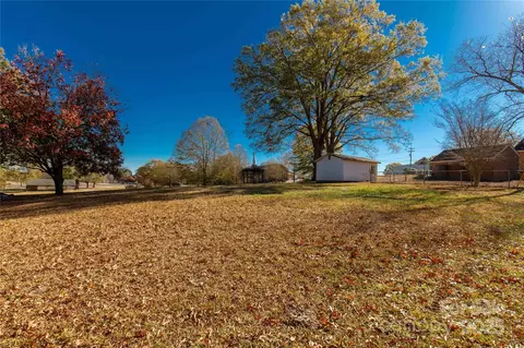 Exterior - 2429 Bartlett St, Lancaster, SC 29720 photo 6 of 6