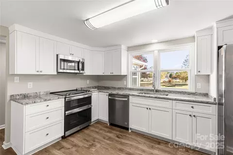 Kitchen - 2429 Bartlett St, Lancaster, SC 29720 photo 1 of 2