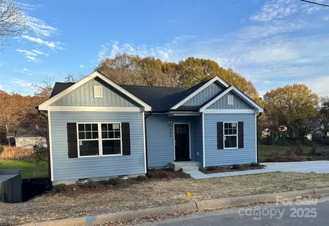 408 S Hill St, Gastonia, NC 28052