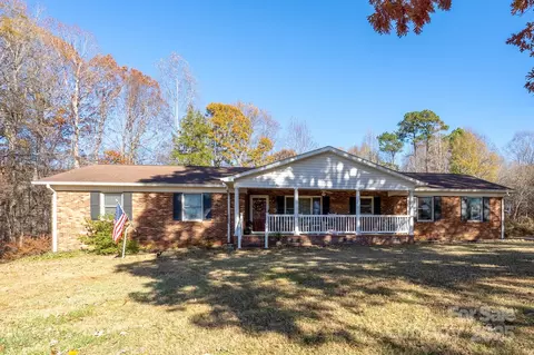 257 Rocky River Rd, Mooresville, NC 28115