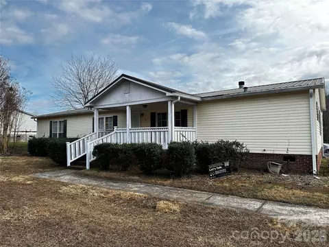 7447 Us 64 2 Hwy #2, Morganton, NC 28655