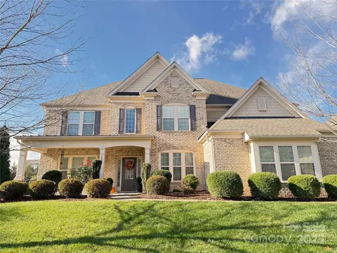 9825 Ardrey Woods Dr, Charlotte, NC 28277