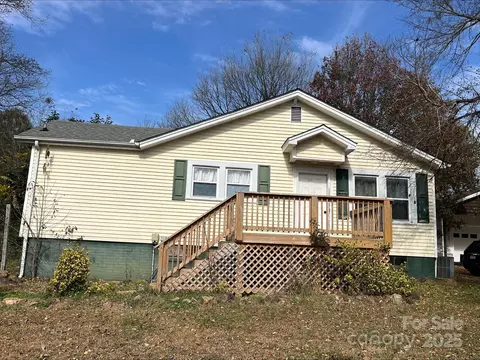 20445 Saint Martin Rd, Albemarle, NC 28001
