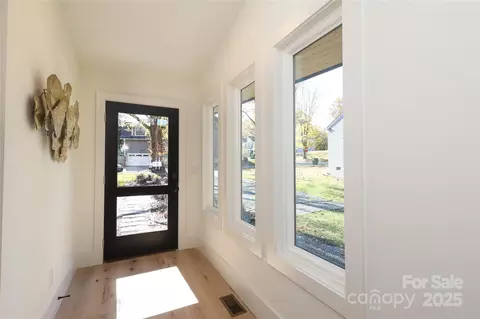 Other - 1007 Everett Pl, Charlotte, NC 28205 photo 1 of 10