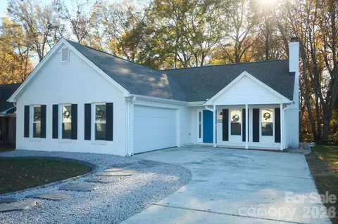 2907 Ashe Croft Dr, Indian Trail, NC 28079