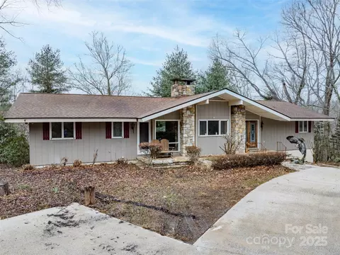274 Whetstone Gap Rd, Lake Toxaway, NC 28747