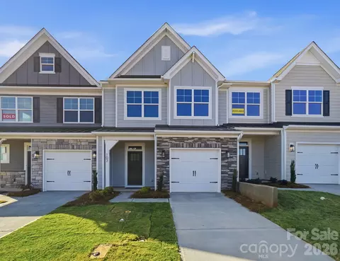 107 Viburnum Rd, Waxhaw, NC 28173