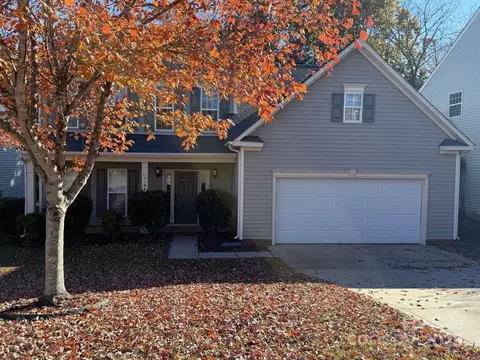 11042 Carver Pond Rd, Charlotte, NC 28269