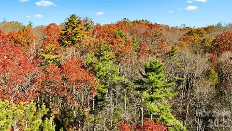 Midway Road, Linville Falls, NC 28647