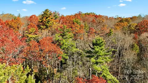Midway Road, Linville Falls, NC 28647