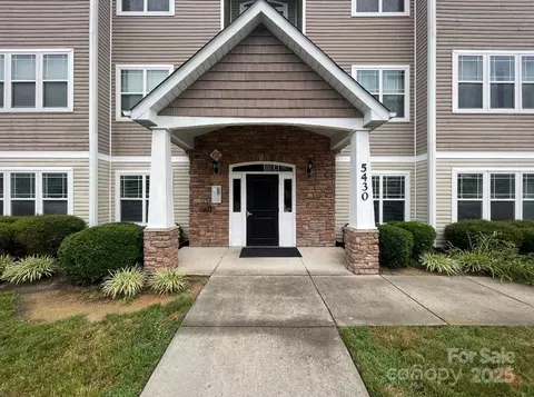 5430 Forester Dr, High Point, NC 27265