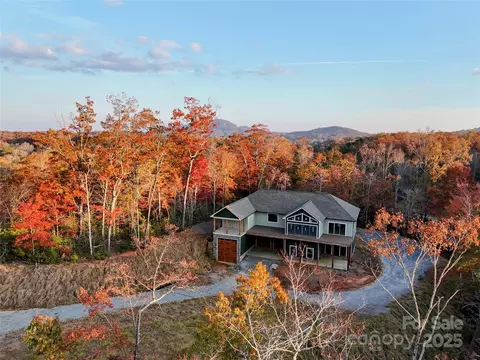 864 Matho Trce, Lake Lure, NC 28746