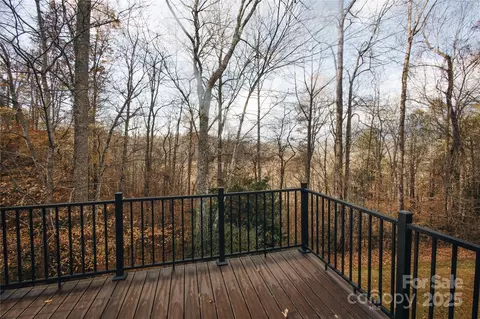 89 Bobcat Path, Marion, NC 28752 photo 23