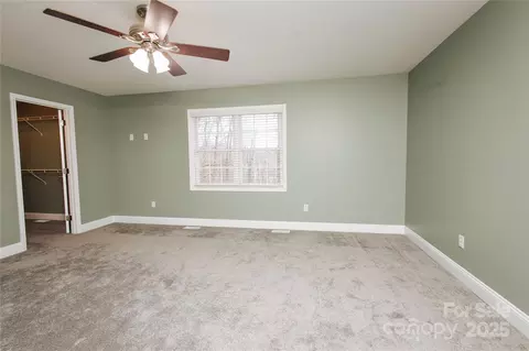 89 Bobcat Path, Marion, NC 28752 photo 31