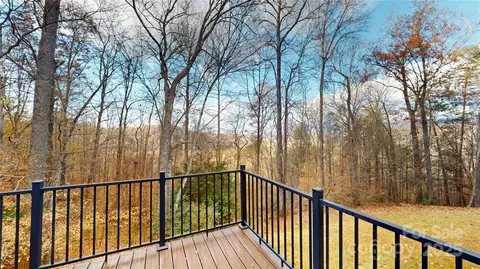 89 Bobcat Path, Marion, NC 28752 photo 40