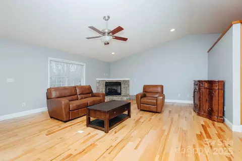 89 Bobcat Path, Marion, NC 28752 photo 45