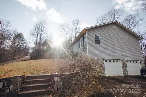 89 Bobcat Path, Marion, NC 28752 photo 38