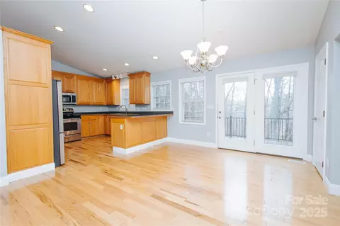 89 Bobcat Path, Marion, NC 28752 photo 17