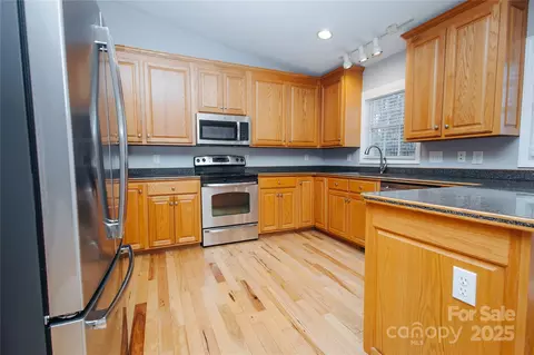 89 Bobcat Path, Marion, NC 28752 photo 19