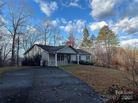 89 Bobcat Path, Marion, NC 28752 photo 2