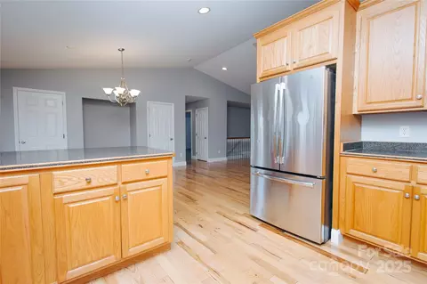 89 Bobcat Path, Marion, NC 28752 photo 21