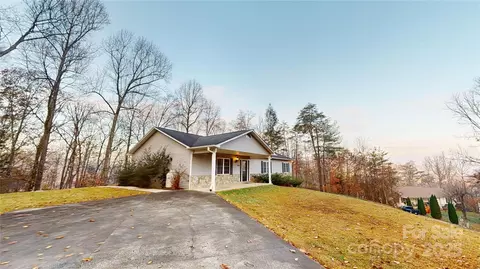 89 Bobcat Path, Marion, NC 28752 photo 41