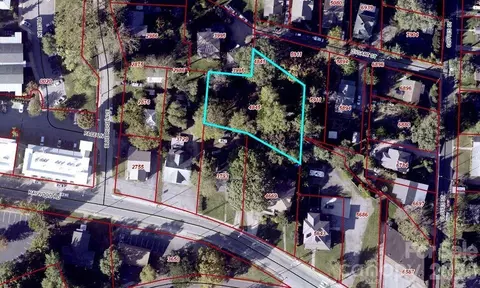 889 Haywood Rd, Asheville, NC 28806