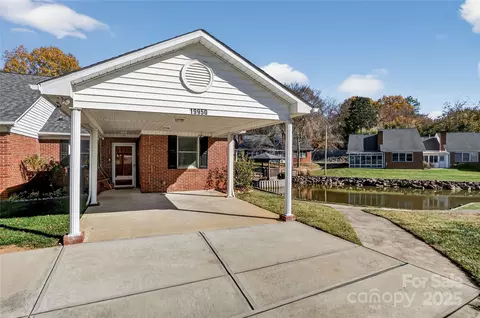 19950 Oak Leaf 19 Cir #19, Cornelius, NC 28031