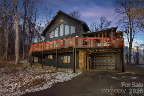 2338 El Miner Dr, Mars Hill, NC 28754
