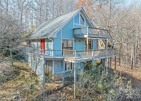 1350 Davis Mountain Rd, Hendersonville, NC 28739