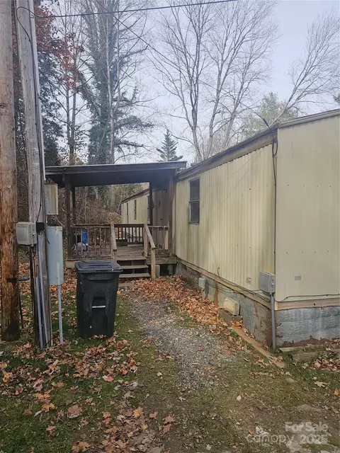 1126 Rector Corner Rd, Marshall, NC 28753 photo 7