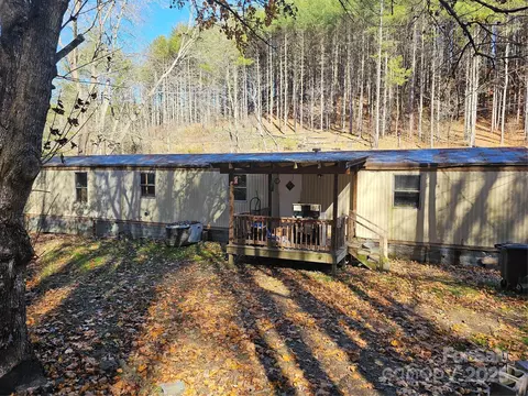1126 Rector Corner Rd, Marshall, NC 28753 photo 2