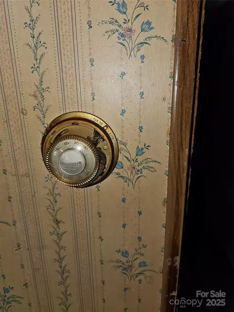 1126 Rector Corner Rd, Marshall, NC 28753 photo 23