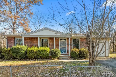 65 First St, Asheville, NC 28803
