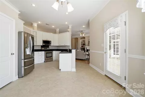 Kitchen - 1855 Cameron Heights Cir, Denver, NC 28037 photo 5 of 5