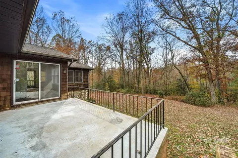 Exterior - 219 Settlemyre Rd, Morganton, NC 28655 photo 2 of 6