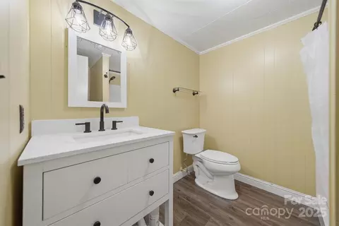 Bath - 219 Settlemyre Rd, Morganton, NC 28655 photo 5 of 5